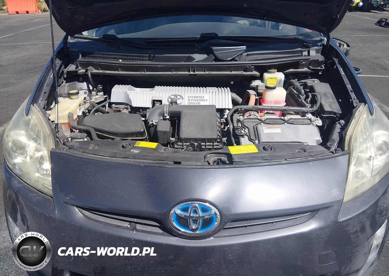 2011 Toyota Prius Two VIN:JTDKN3DU8B1429683 - 10