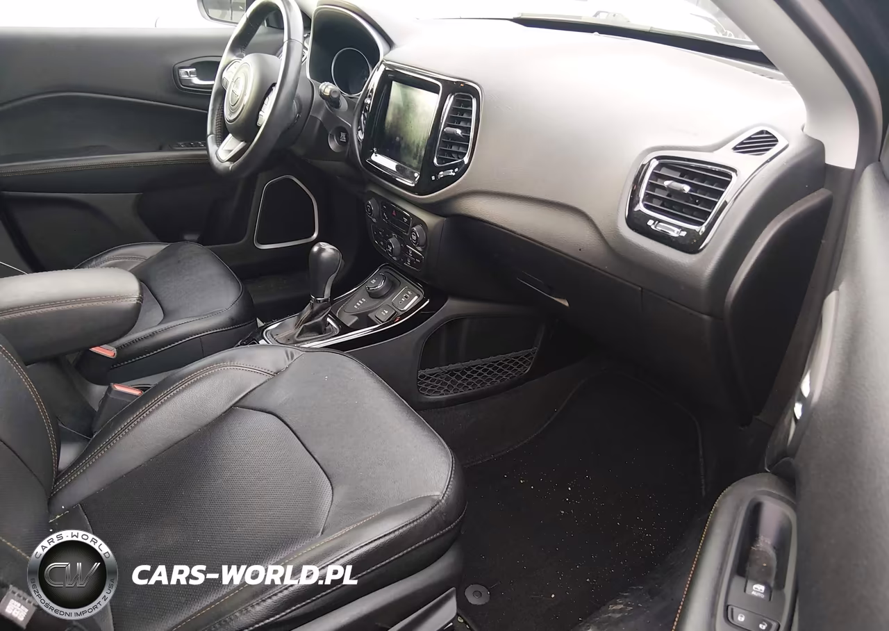 2019 Jeep Compass Limited 4X4 VIN:3C4NJDCB3KT695295 - 5