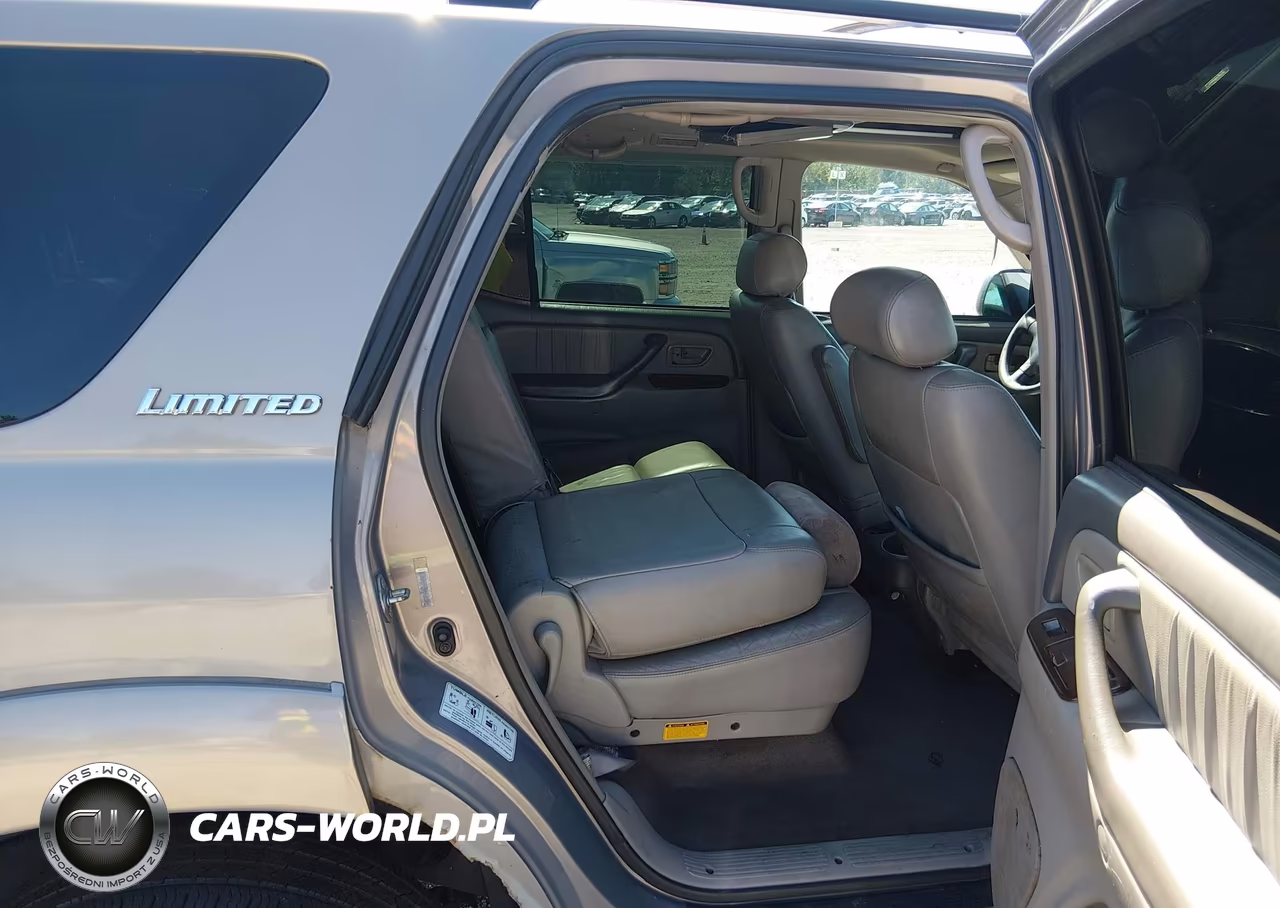 2002 Toyota Sequoia Limited V8 VIN:5TDBT48AX2S129528 - 8