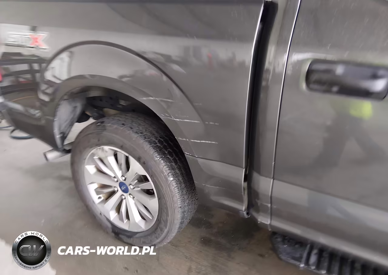 2018 Ford F-150 Xl VIN:1FTEW1C56JKF34370 - 17