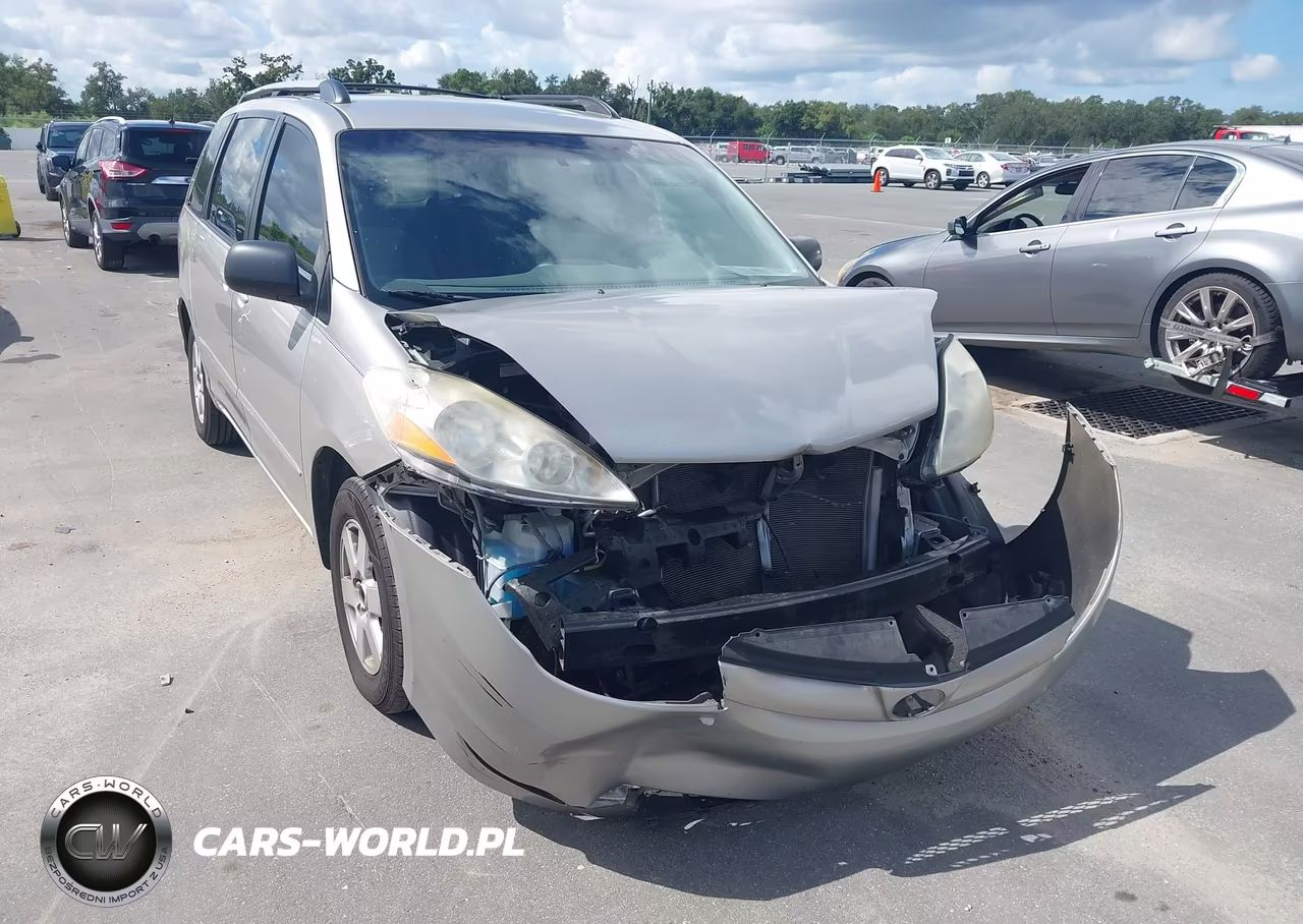 2009 Toyota Sienna Le
