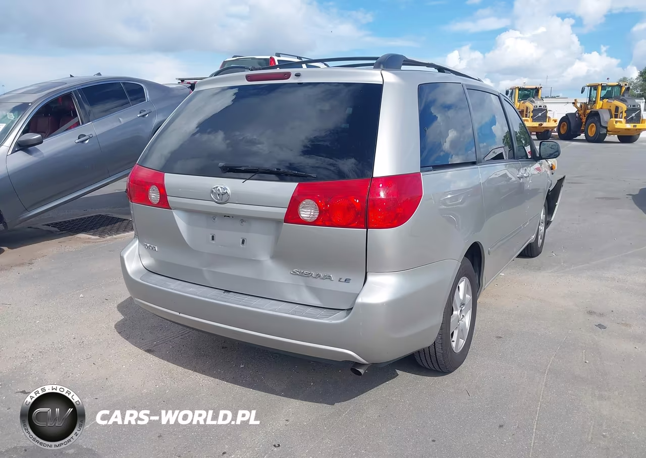 2009 Toyota Sienna Le VIN:5TDZK23C79S239607 - 4