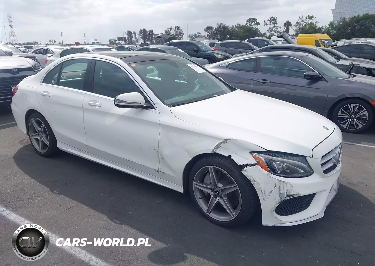 2018 Mercedes-Benz C 300 4Matic VIN:55SWF4KB4JU239860 - 1
