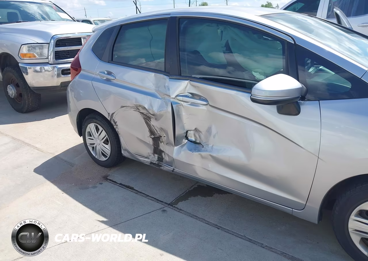 2020 Honda Fit Lx VIN:3HGGK5H40LM717319 - 6
