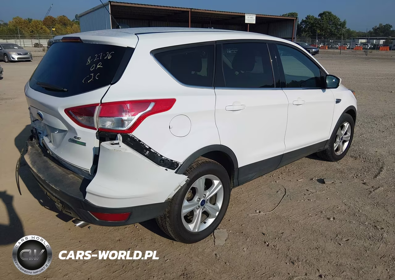 2015 Ford Escape Se VIN:1FMCU0GX2FUB24563 - 4