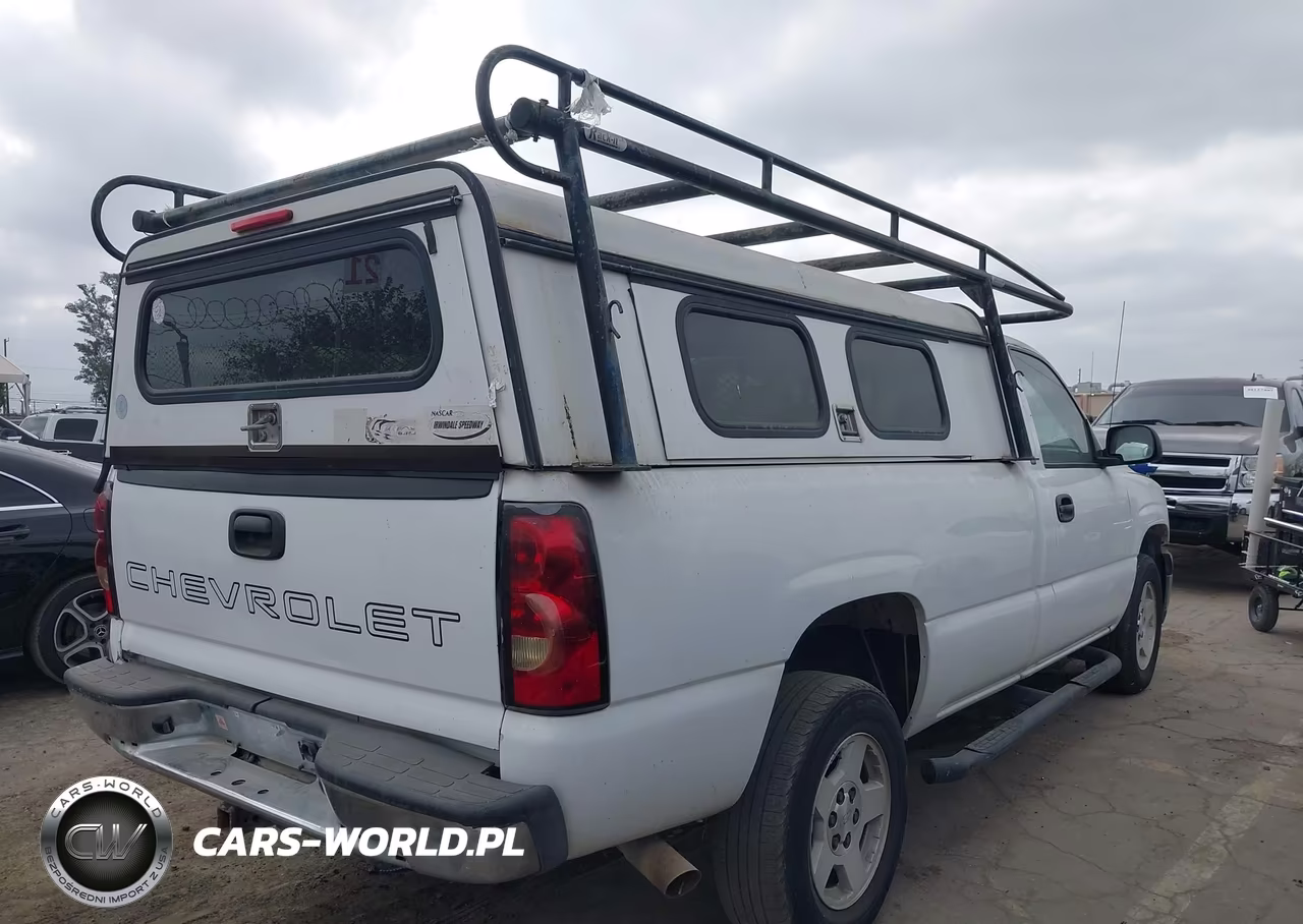2000 Chevrolet Silverado 1500 VIN:1GCEK14V6YE428049 - 4