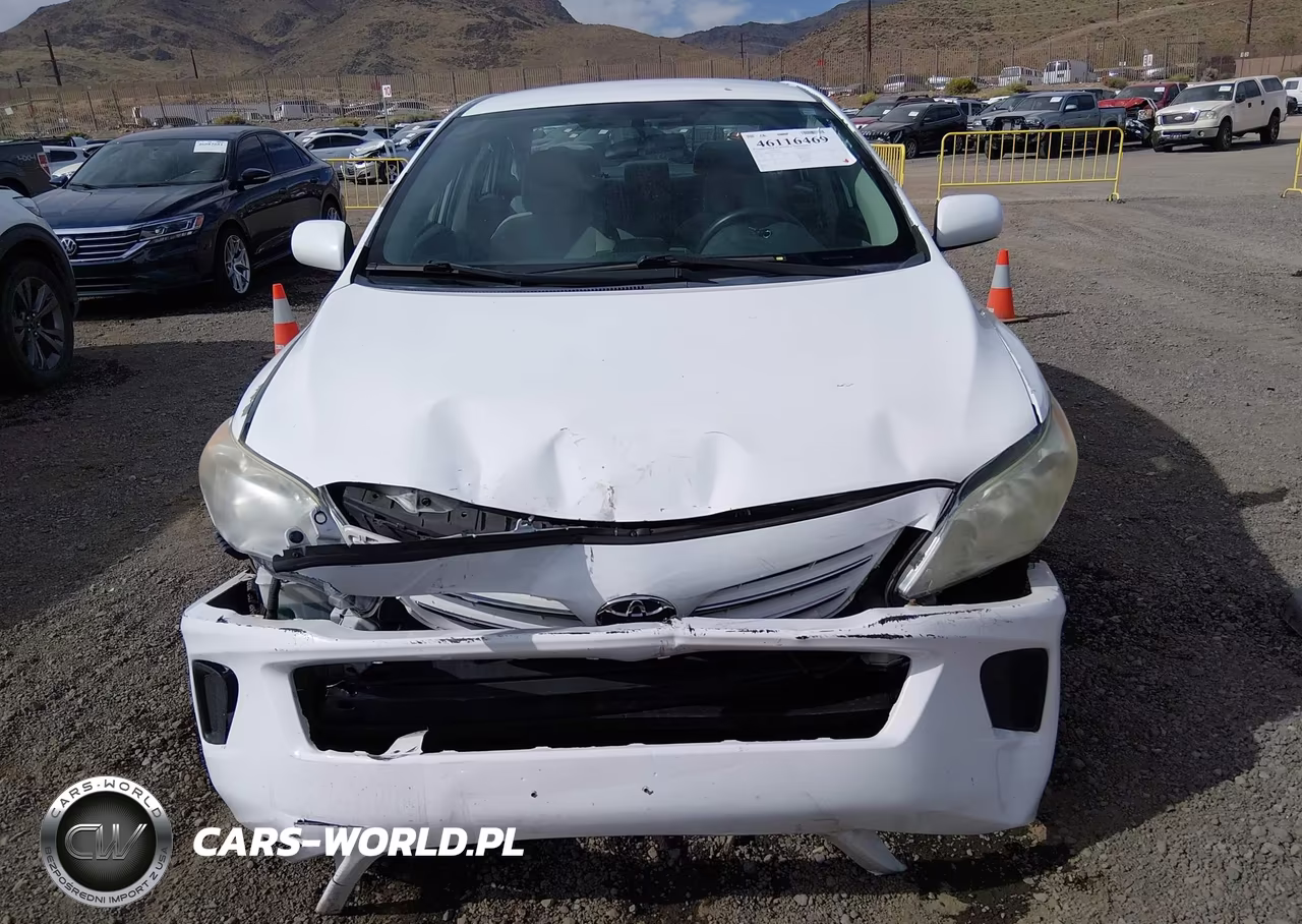 2013 Toyota Corolla Le VIN:5YFBU4EE2DP199461 - 13
