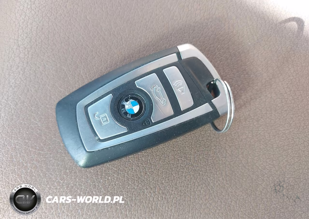 2012 BMW 740 Li VIN:WBAKB4C53CC576960 - 11