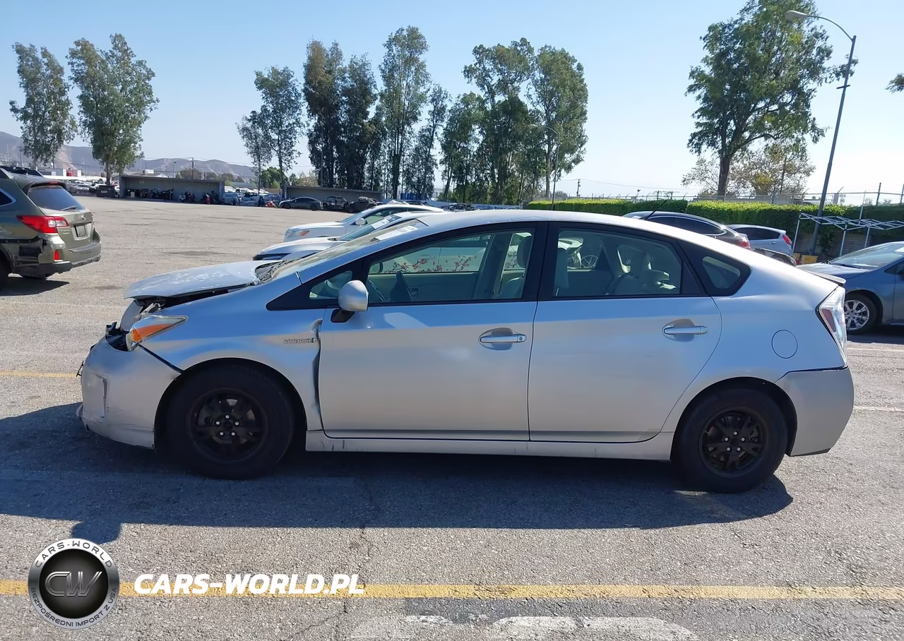 2012 Toyota Prius Two VIN:JTDKN3DU0C5427209 - 17