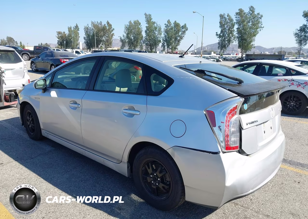 2012 Toyota Prius Two VIN:JTDKN3DU0C5427209 - 3