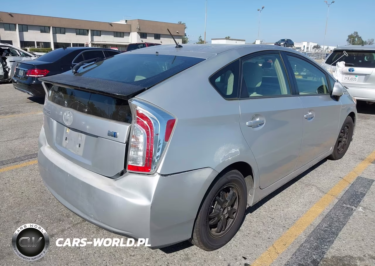 2012 Toyota Prius Two VIN:JTDKN3DU0C5427209 - 4