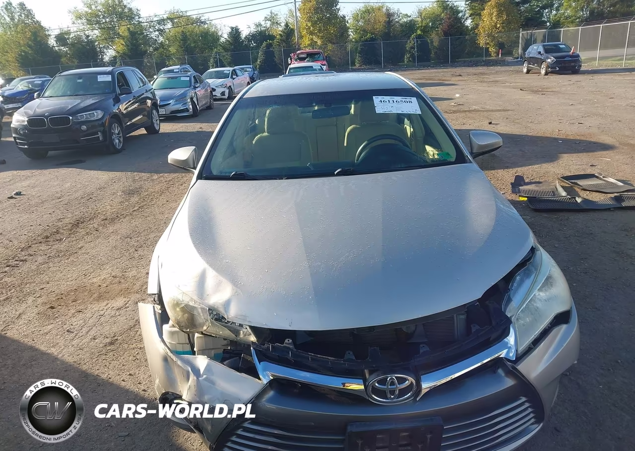2017 Toyota Camry Le VIN:4T1BF1FK8HU684799 - 12