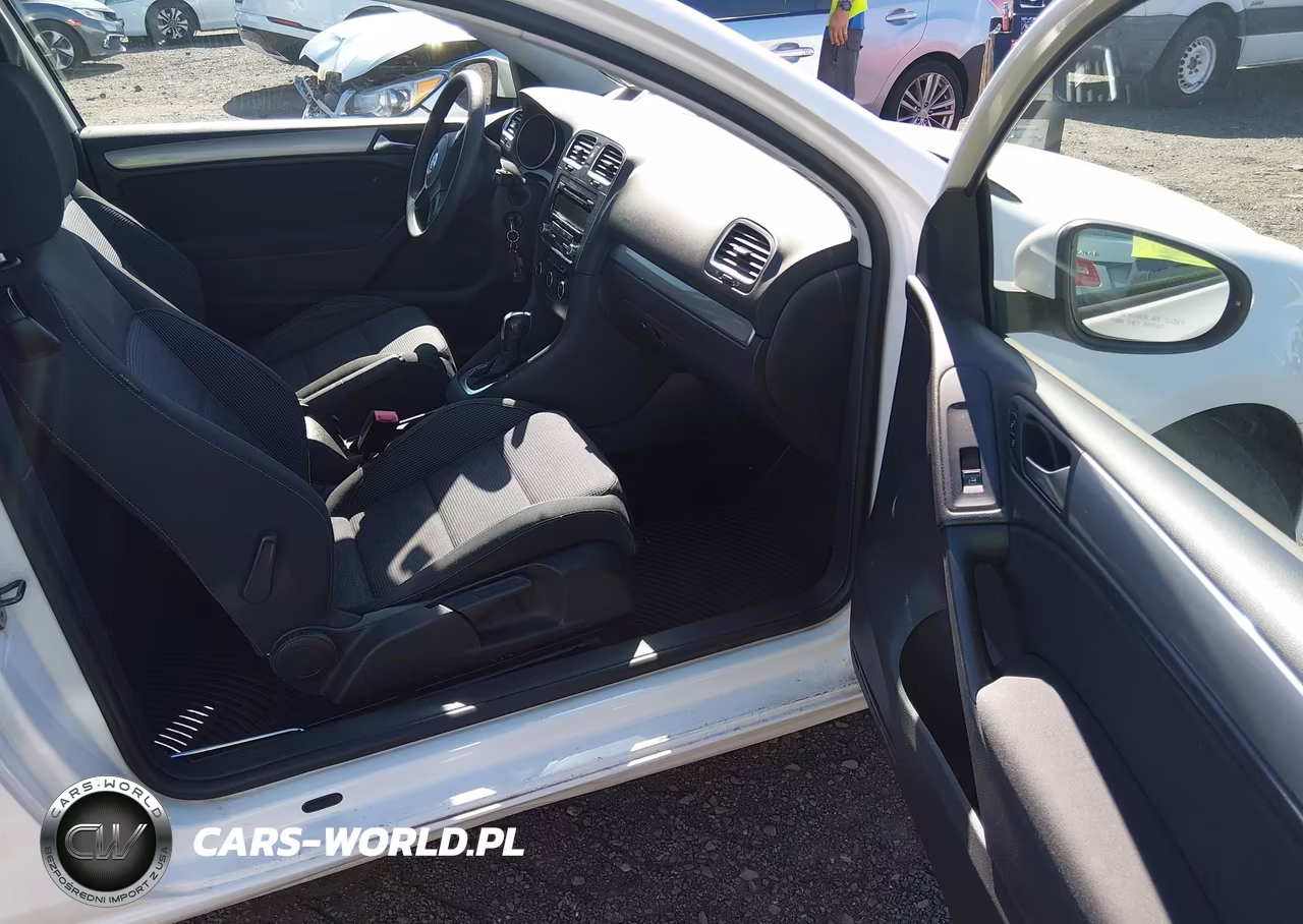 2011 Volkswagen Golf 2.5L 2-Door VIN:WVWBB7AJXBW278777 - 5