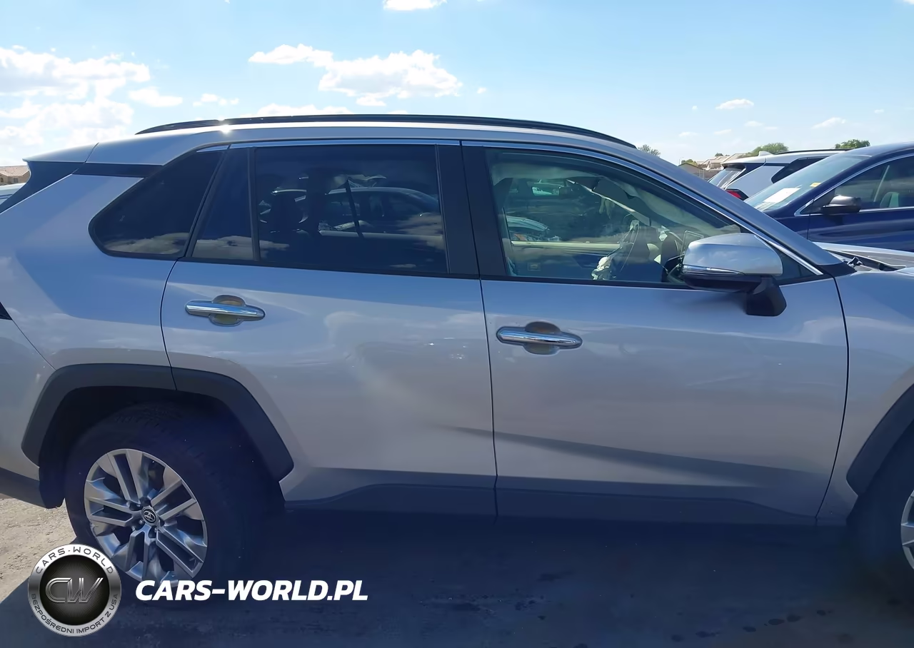 2021 Toyota Rav4 Limited VIN:JTMN1RFV3MD532030 - 13