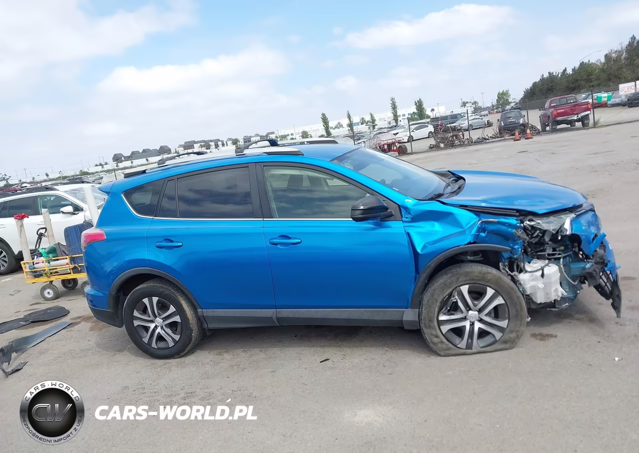 2017 Toyota Rav4 Le VIN:JTMZFREV1HJ717544 - 16