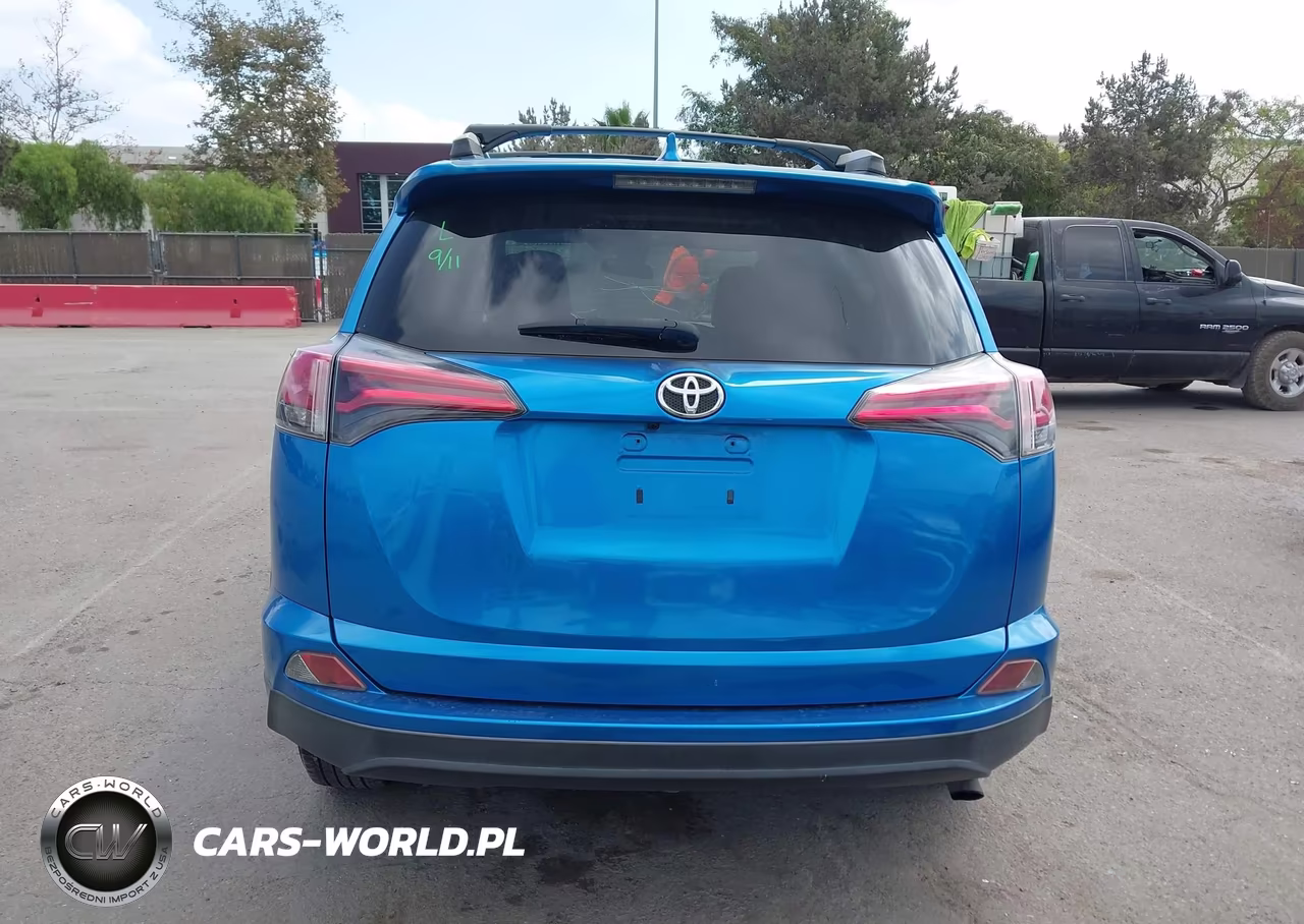 2017 Toyota Rav4 Le VIN:JTMZFREV1HJ717544 - 19
