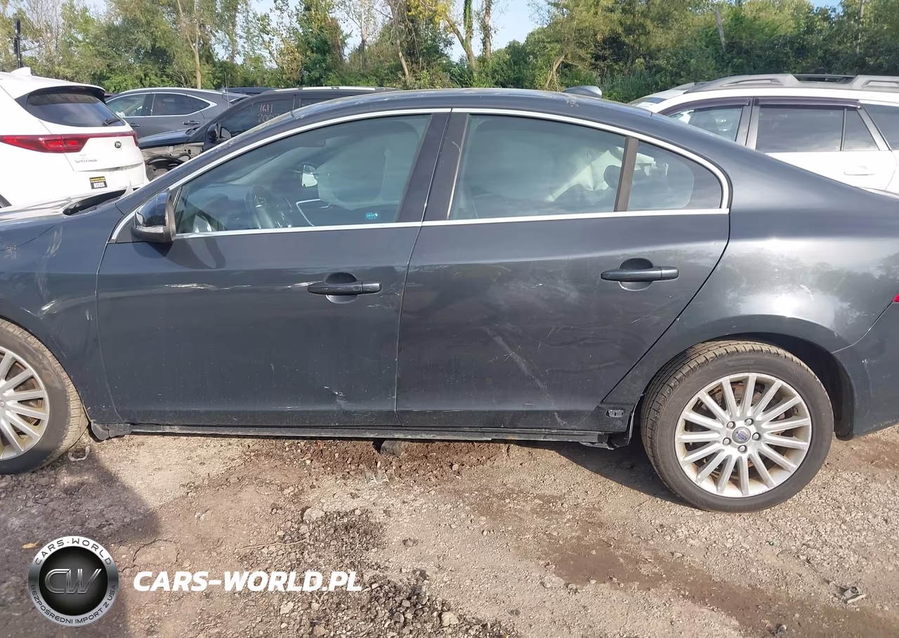 2013 Volvo S60 T5-T5 Platinum-T5 Premier-T5 Premier Plus VIN:YV1612FS7D1230205 - 14