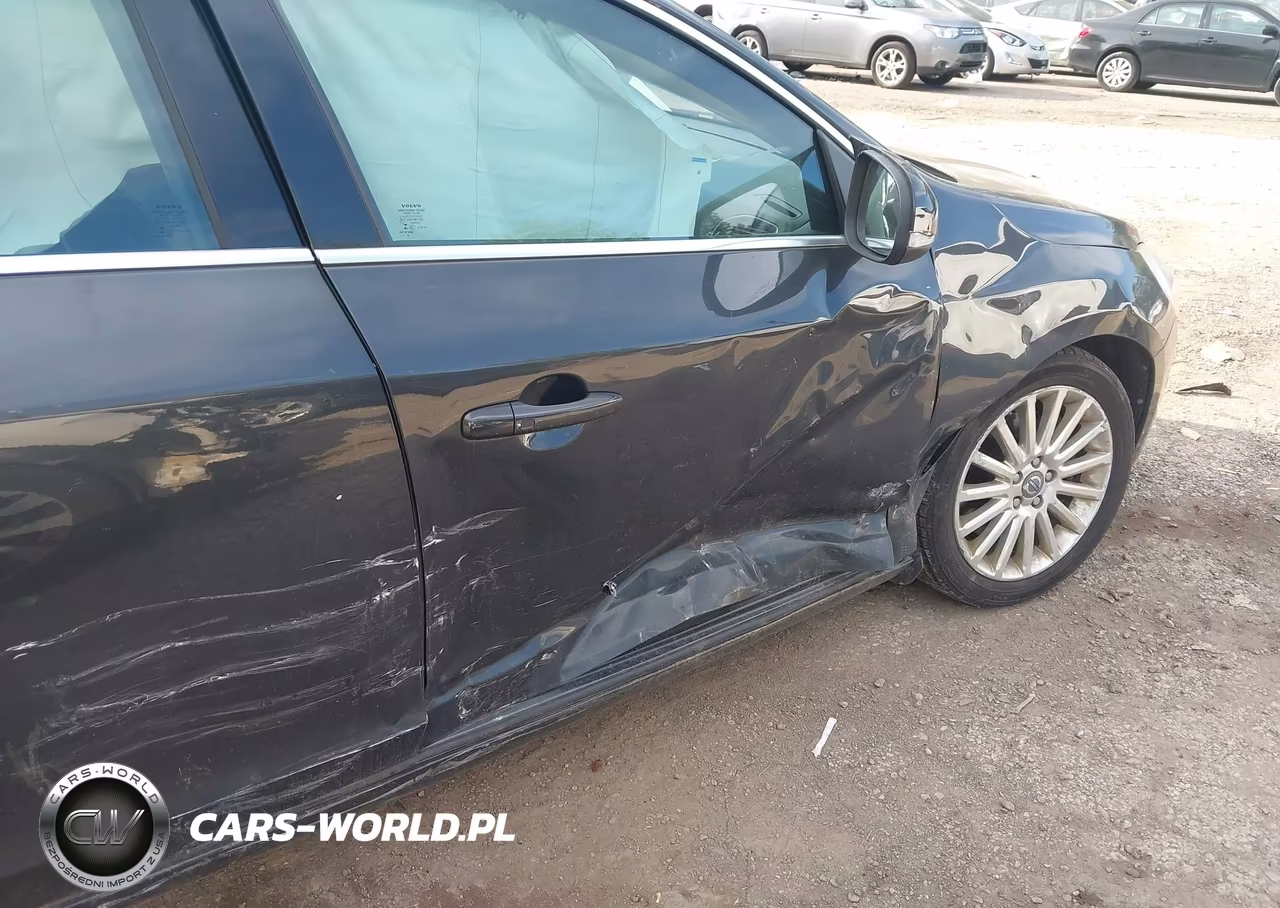 2013 Volvo S60 T5-T5 Platinum-T5 Premier-T5 Premier Plus VIN:YV1612FS7D1230205 - 6