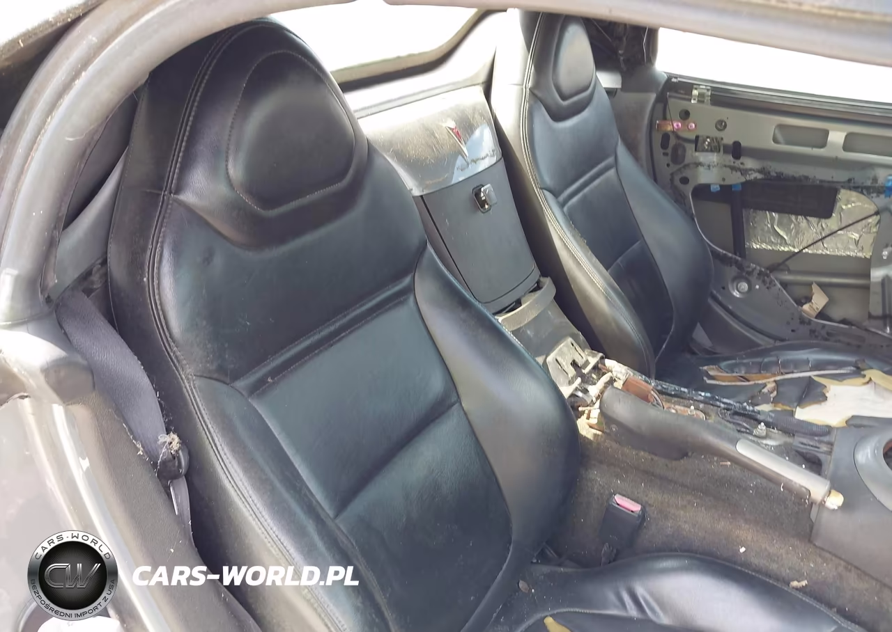 2006 Pontiac Solstice VIN:1G2MB33B06Y000735 - 8