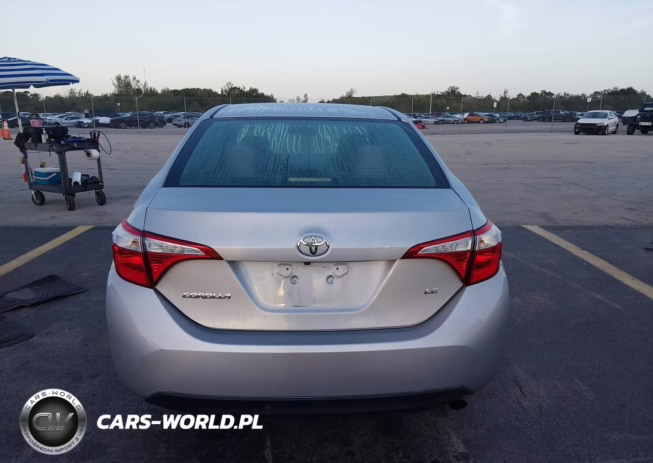 2015 Toyota Corolla Le VIN:5YFBURHE1FP206699 - 16
