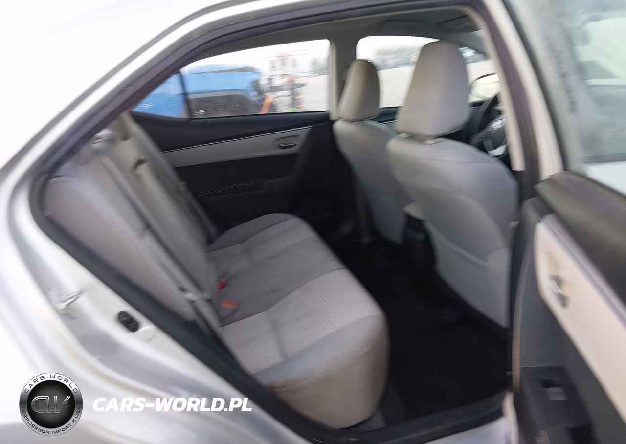 2015 Toyota Corolla Le VIN:5YFBURHE1FP206699 - 8