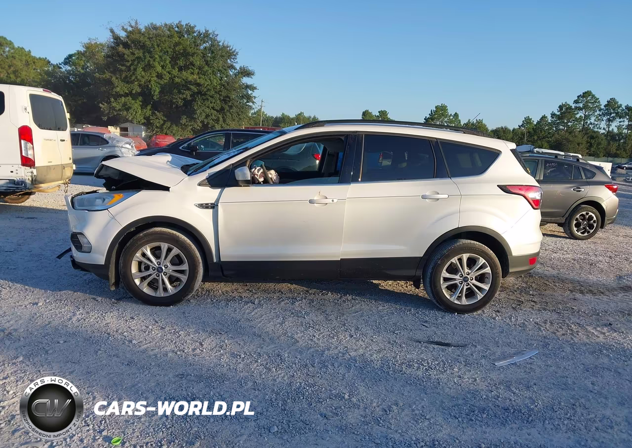 2017 Ford Escape Se VIN:1FMCU0GD9HUC73500 - 14