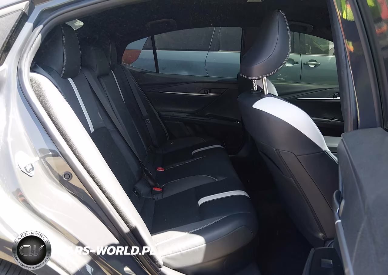 2025 Toyota Camry Se VIN:4T1DAACK3SU613321 - 8