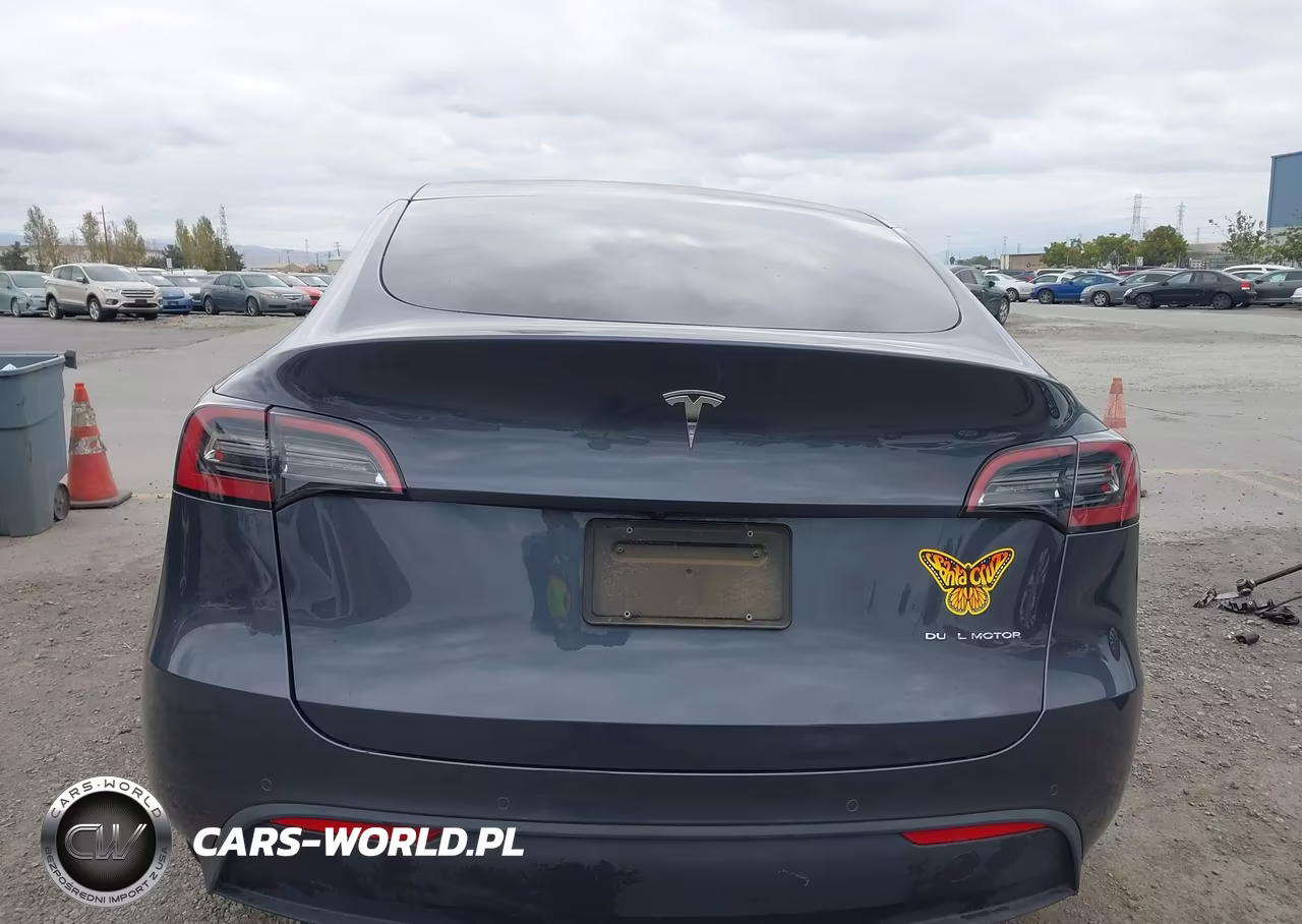 2022 Tesla Model Y Long Range Dual Motor All-Wheel Drive VIN:7SAYGDEE5NF341559 - 15