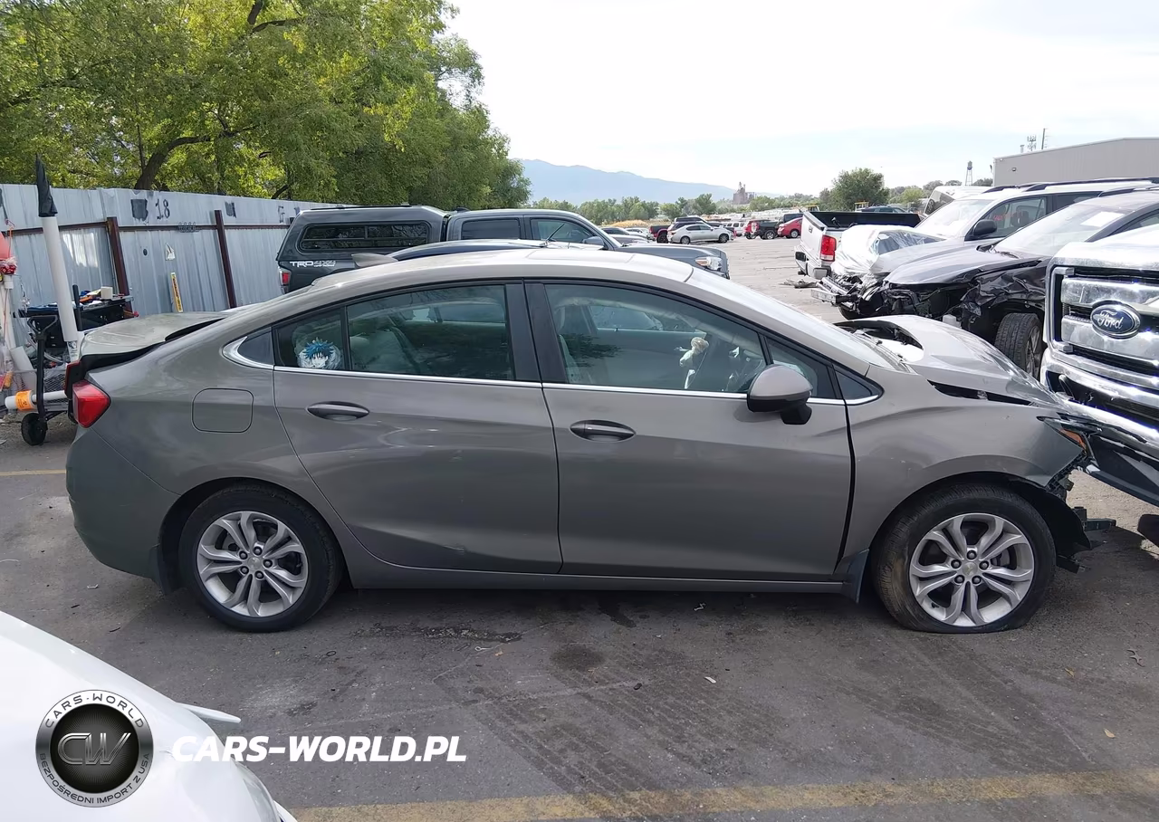 2019 Chevrolet Cruze Lt VIN:1G1BE5SM4K7121186 - 13