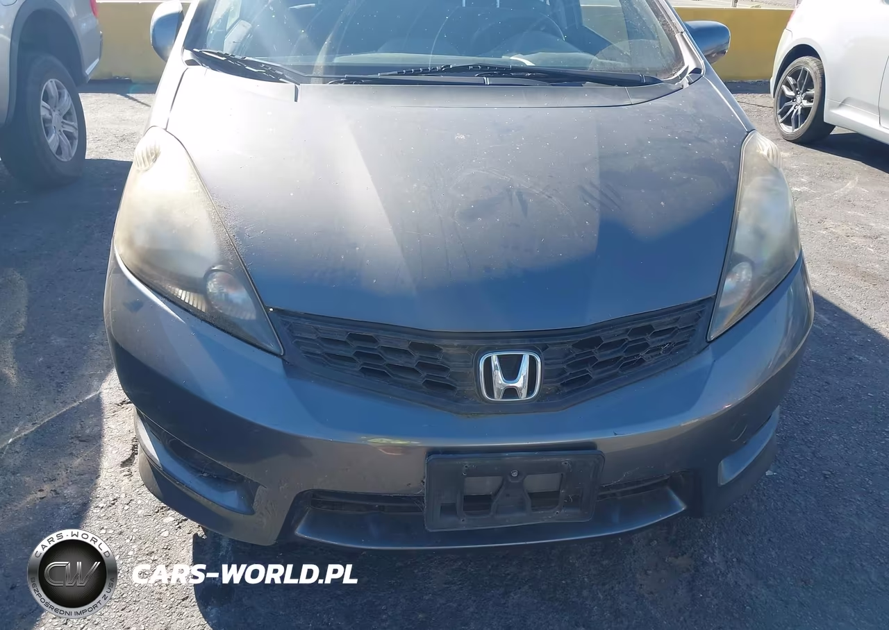 2013 Honda Fit Sport VIN:JHMGE8H62DC019594 - 6