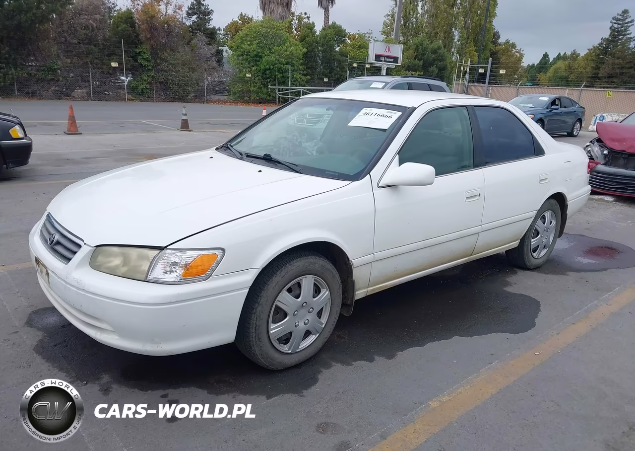 2001 Toyota Camry Le VIN:JT2BG22K510558337 - 2