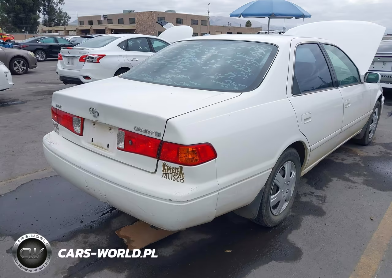 2001 Toyota Camry Le VIN:JT2BG22K510558337 - 6