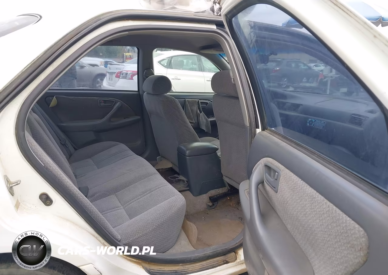 2001 Toyota Camry Le VIN:JT2BG22K510558337 - 8