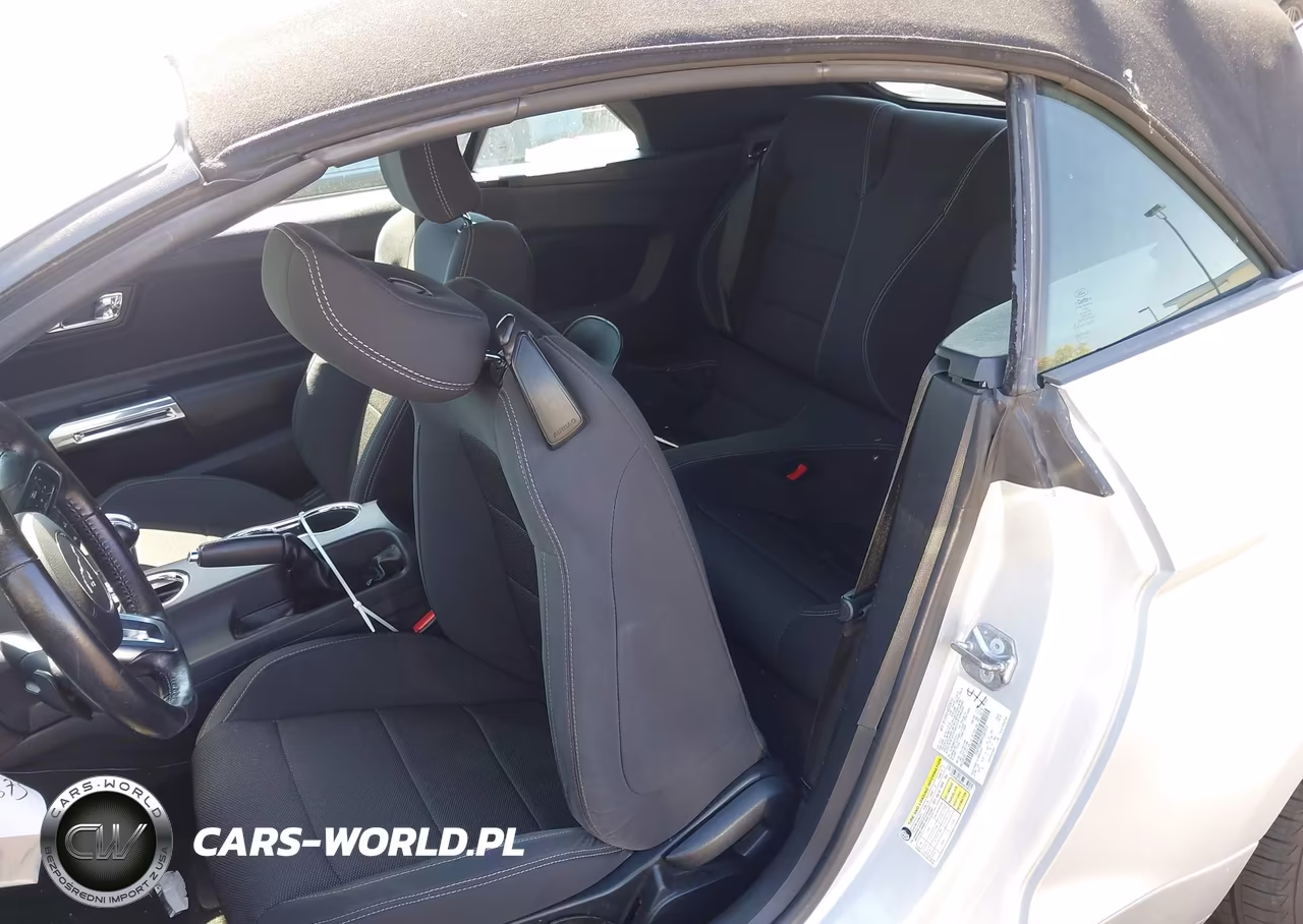 2017 Ford Mustang V6 VIN:1FATP8EM8H5307052 - 8
