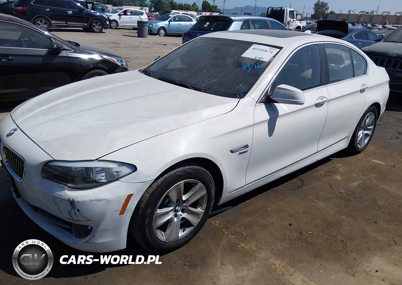 2012 BMW 528I xDrive VIN:WBAXH5C54CDW07024 - 2