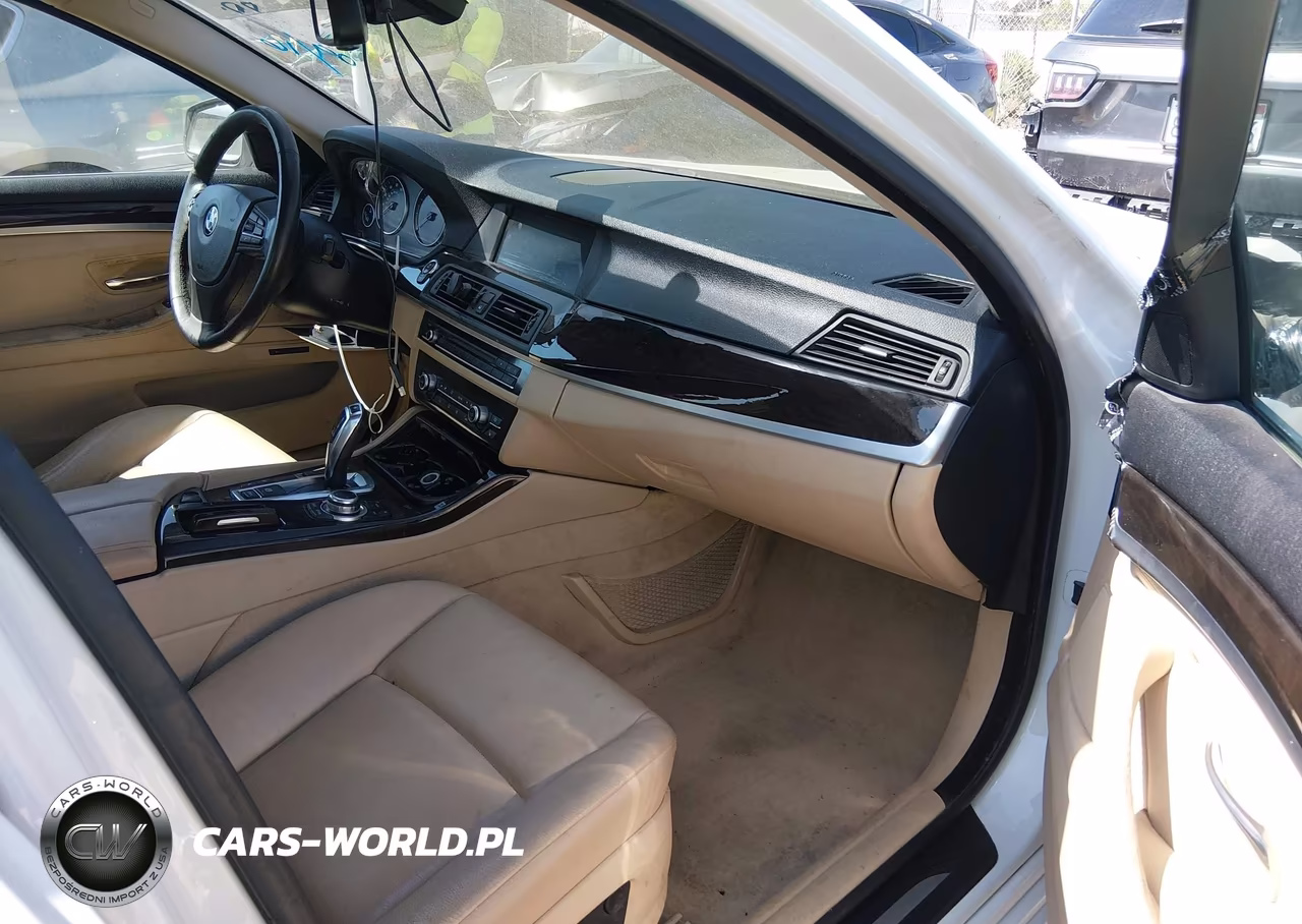 2012 BMW 528I xDrive VIN:WBAXH5C54CDW07024 - 5