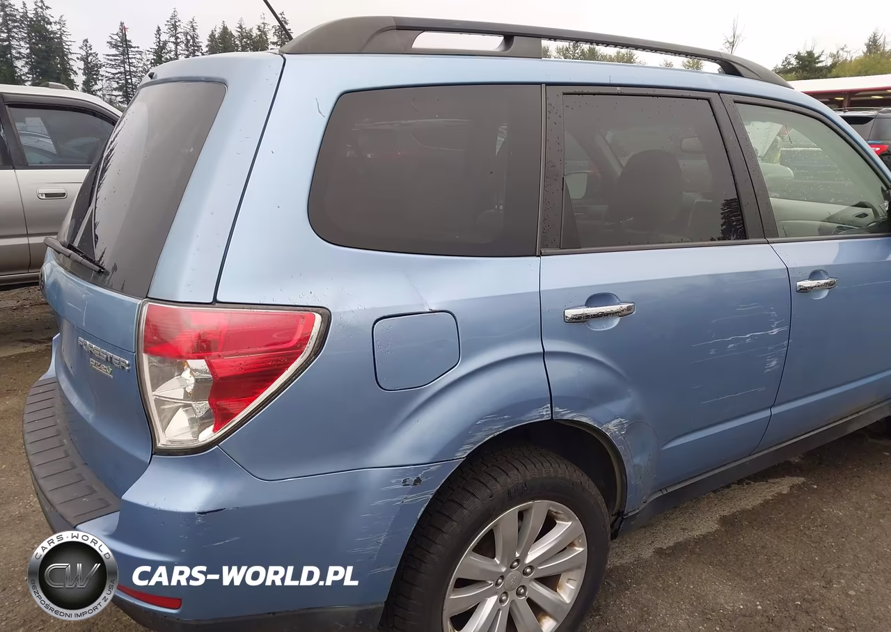 2011 Subaru Forester 2.5X Premium VIN:JF2SHADCXBH774483 - 14