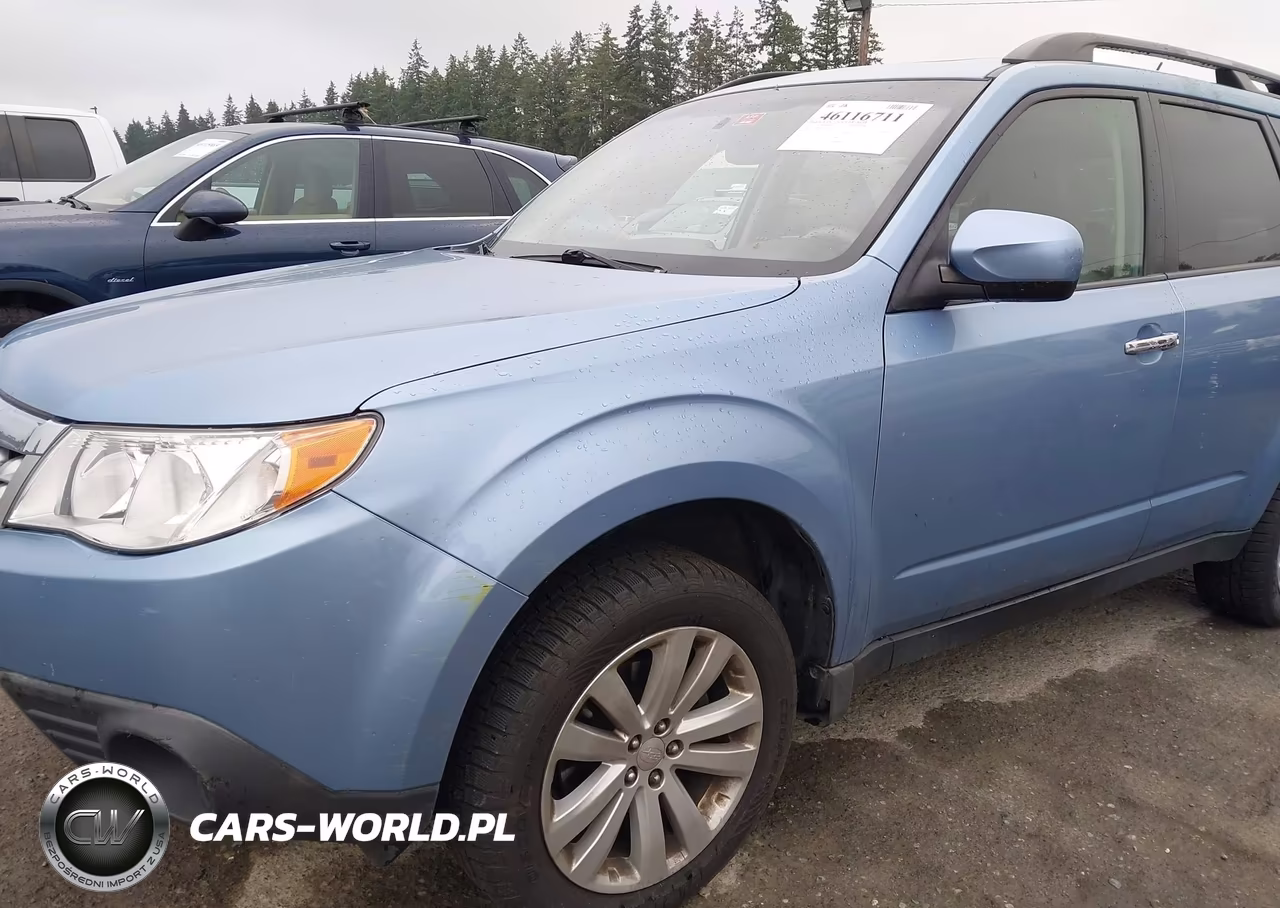 2011 Subaru Forester 2.5X Premium VIN:JF2SHADCXBH774483 - 6