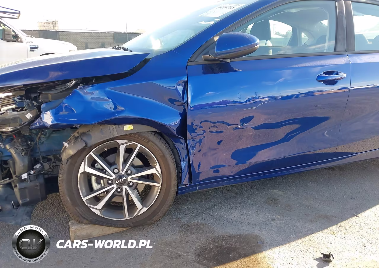 2023 Kia Forte Lxs VIN:3KPF24AD4PE555015 - 13