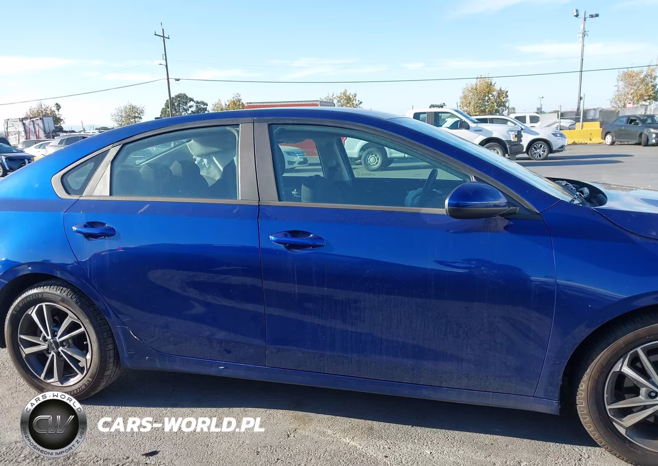 2023 Kia Forte Lxs VIN:3KPF24AD4PE555015 - 15