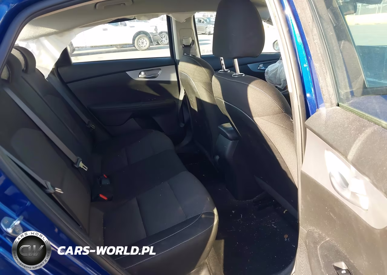 2023 Kia Forte Lxs VIN:3KPF24AD4PE555015 - 8