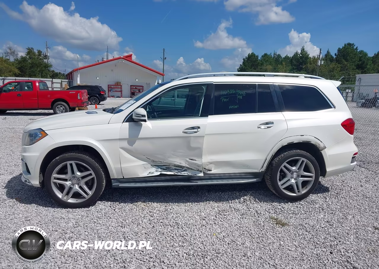 2015 Mercedes-Benz Gl 550 4Matic VIN:4JGDF7DE5FA548377 - 14