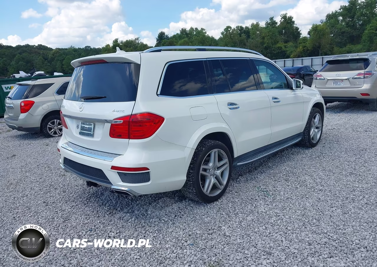 2015 Mercedes-Benz Gl 550 4Matic VIN:4JGDF7DE5FA548377 - 4
