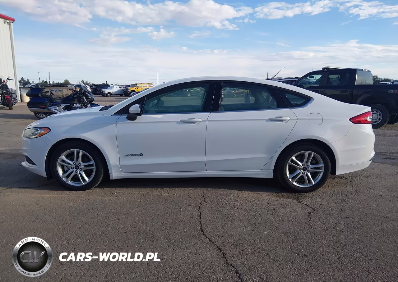 2018 Ford Fusion Hybrid S VIN:3FA6P0UU3JR273699 - 14
