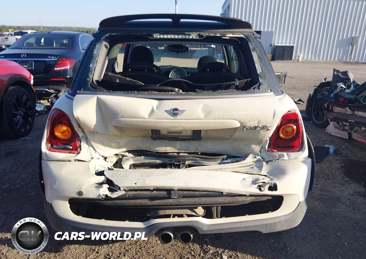 2009 Mini Cooper S VIN:WMWMF73549TW86987 - 17