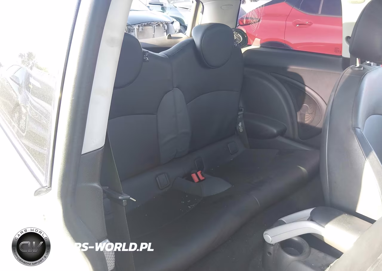 2009 Mini Cooper S VIN:WMWMF73549TW86987 - 8