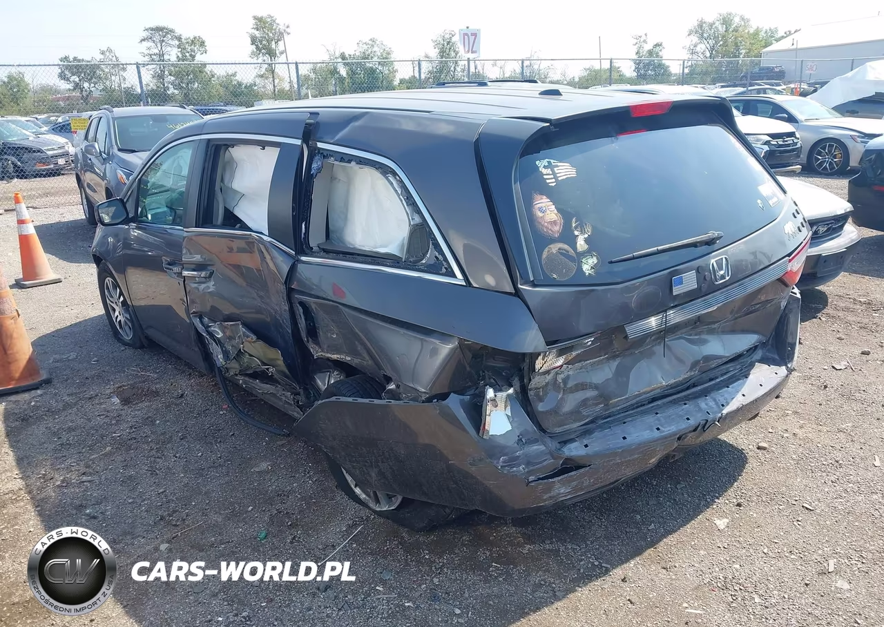 2013 Honda Odyssey Ex-L VIN:5FNRL5H64DB007884 - 3