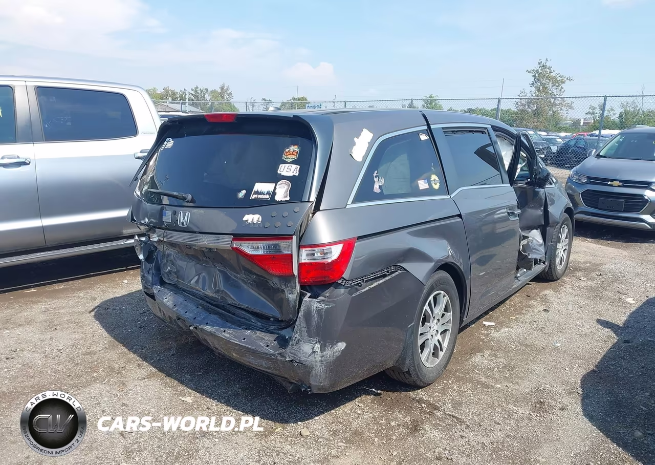 2013 Honda Odyssey Ex-L VIN:5FNRL5H64DB007884 - 4