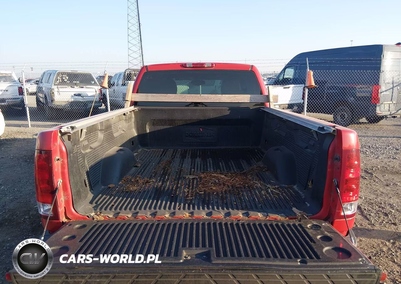 2008 GMC Sierra 1500 Work Truck VIN:1GTEC19XX8Z296428 - 17