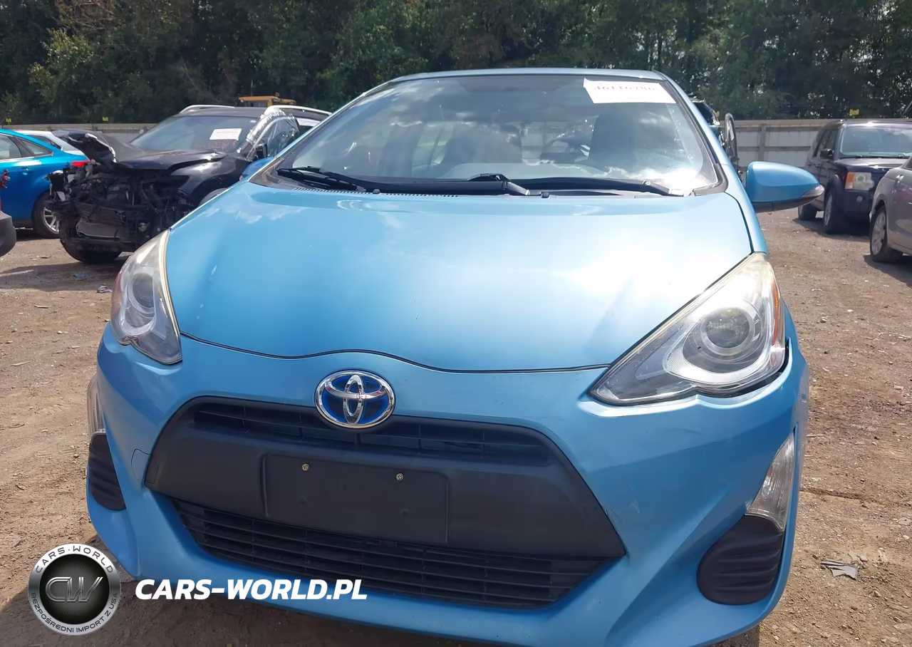 2016 Toyota Prius C One VIN:JTDKDTB39G1122382 - 12